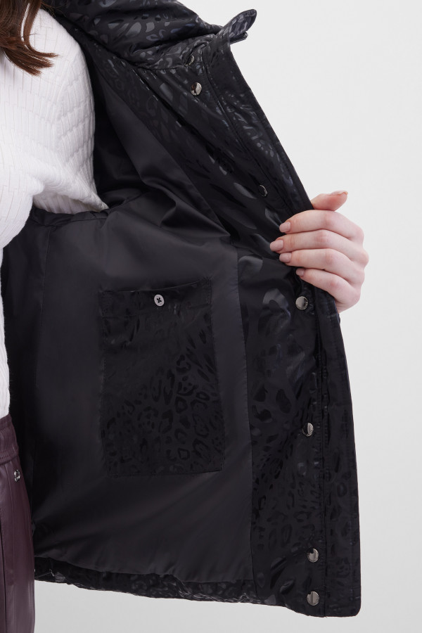 Куртка зимняя с капюшоном