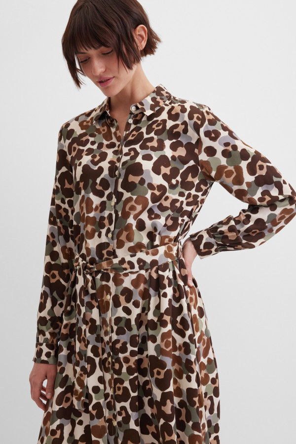 Платье-рубашка с принтом