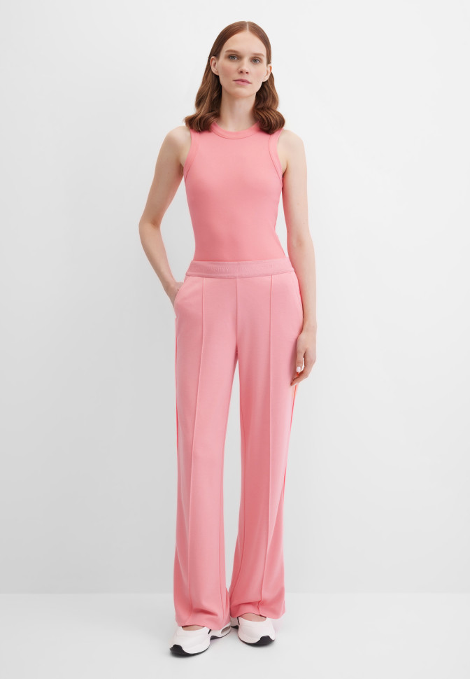 Брюки трикотажные