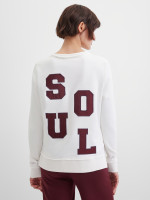 Свитшот с аппликацией на спине