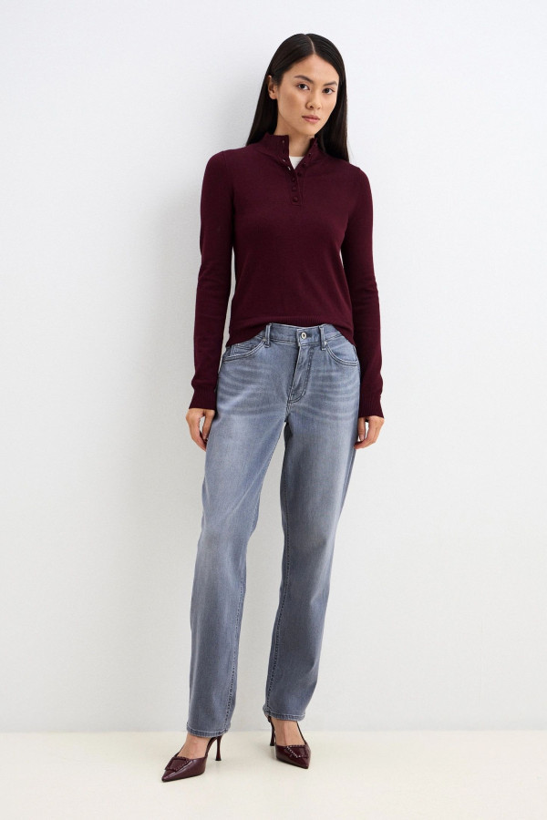 Джинсы зауженные