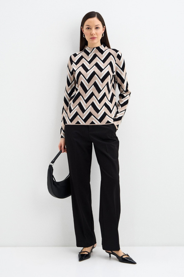 Джемпер с графичным узором