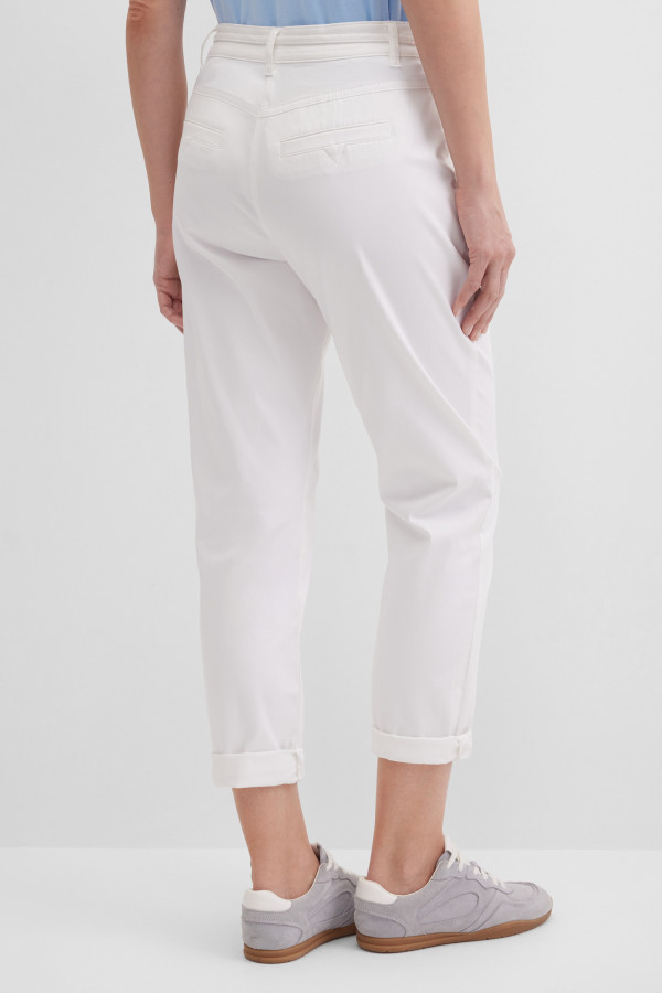 Брюки чинос зауженные