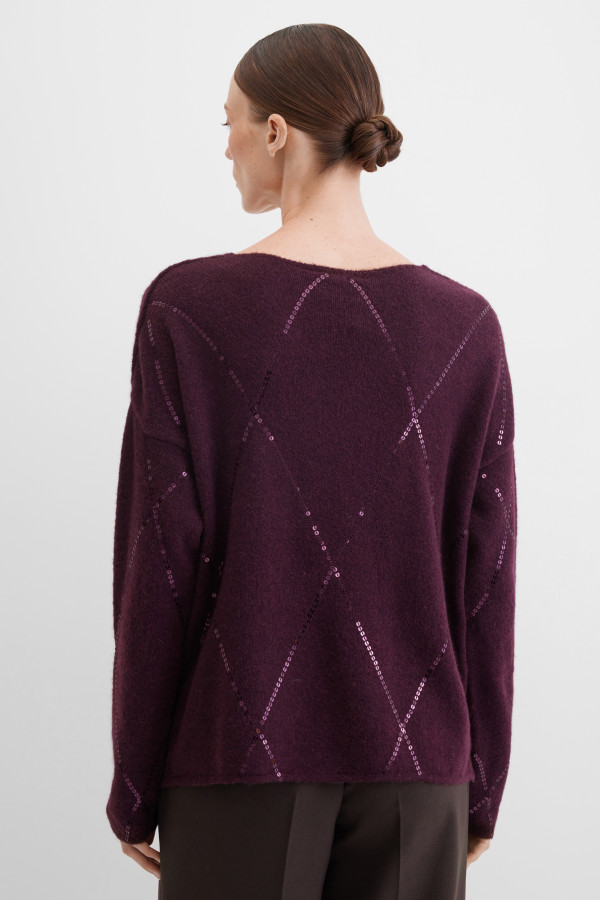 Пуловер вязаный