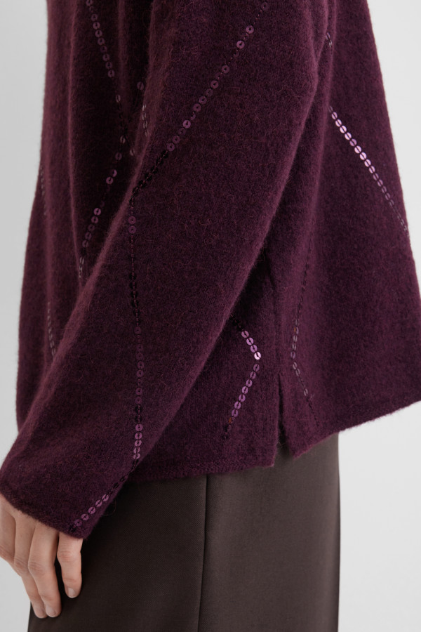 Пуловер вязаный