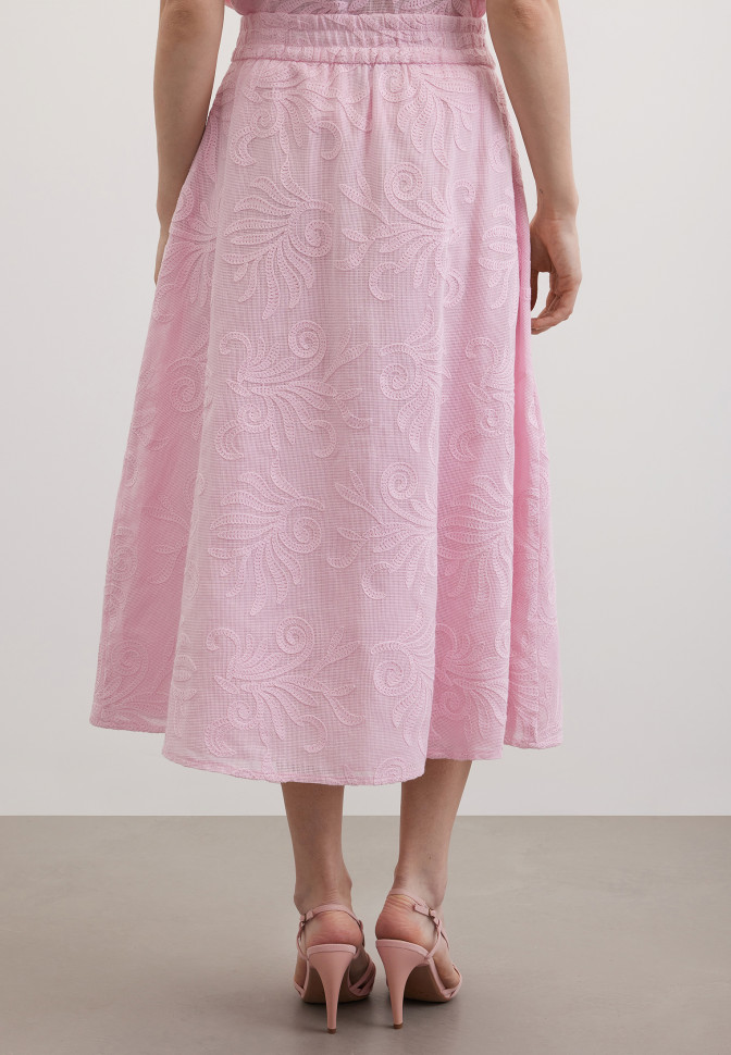 Юбка из фактурной ткани