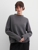 Джемпер со спущенным рукавом