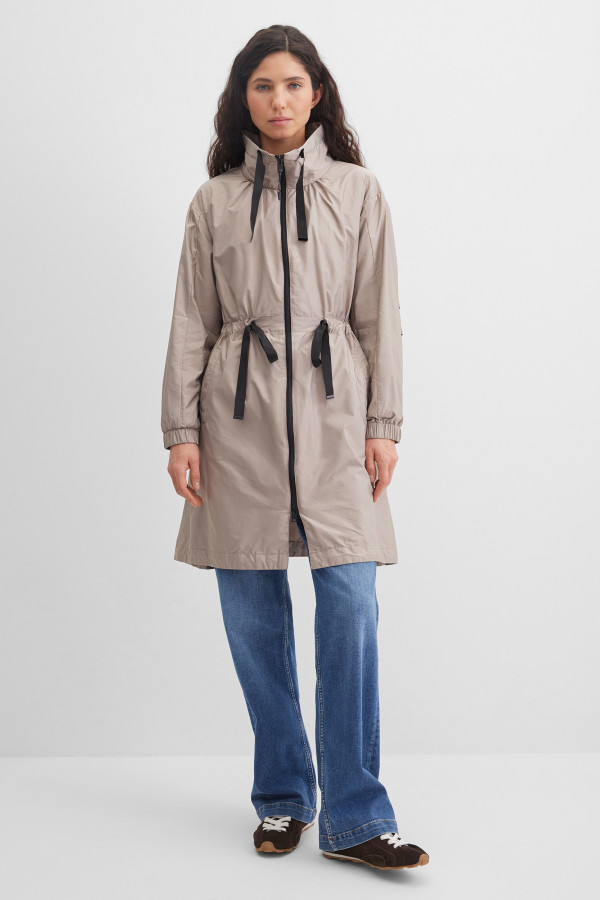 Плащ легкий