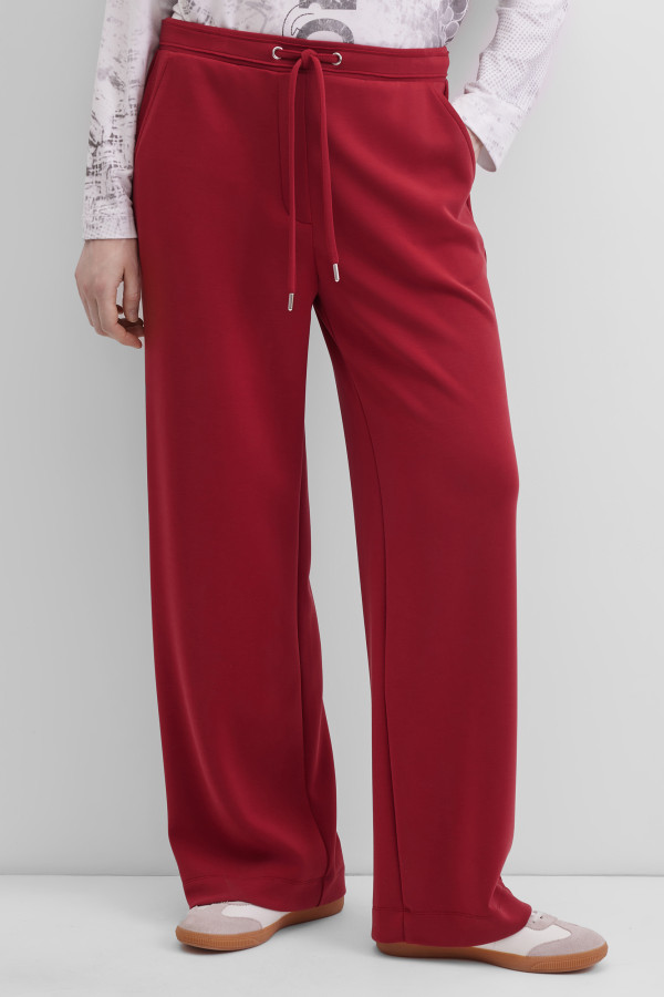 Брюки свободного кроя