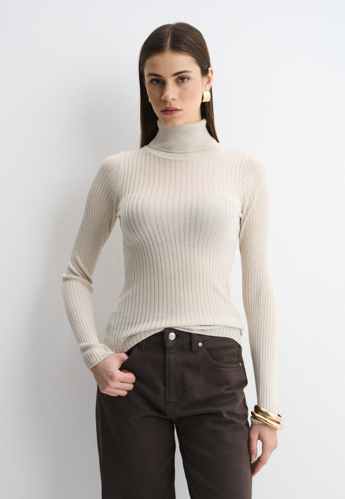 Водолазка в рубчик