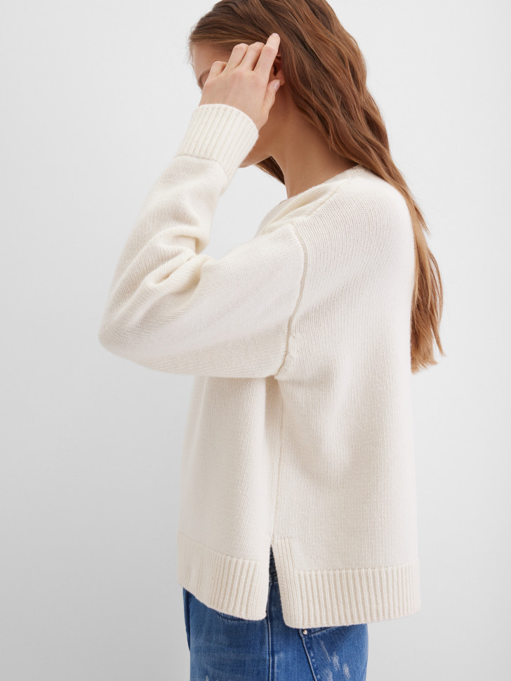 Джемпер вязаный