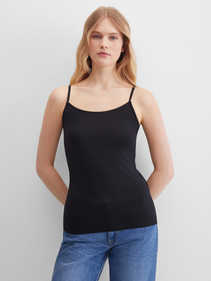 Топ базовый на бретелях