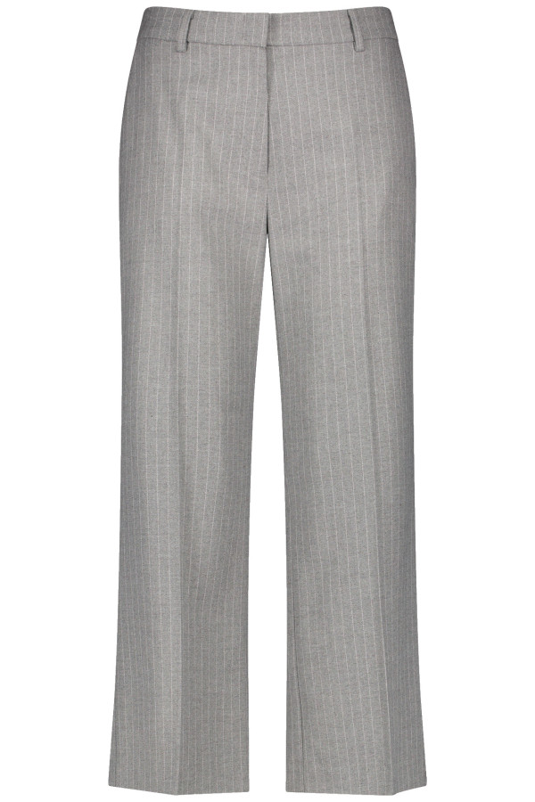 Брюки укороченные в полоску