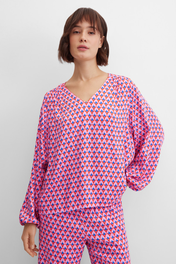 Блузка свободная