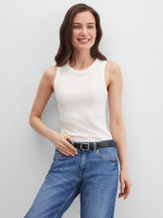 Топ на широких бретелях