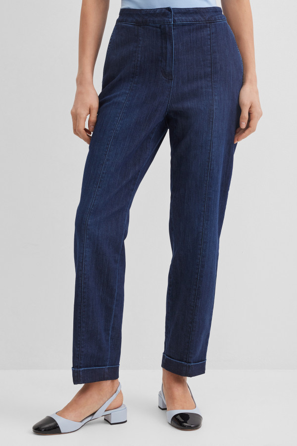 Джинсы зауженные