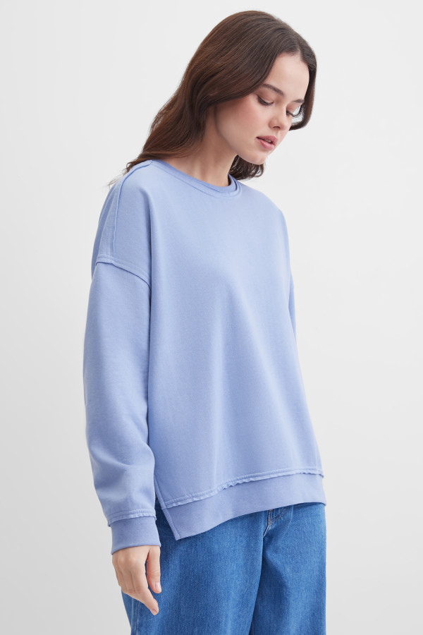 Свитшот свободного кроя