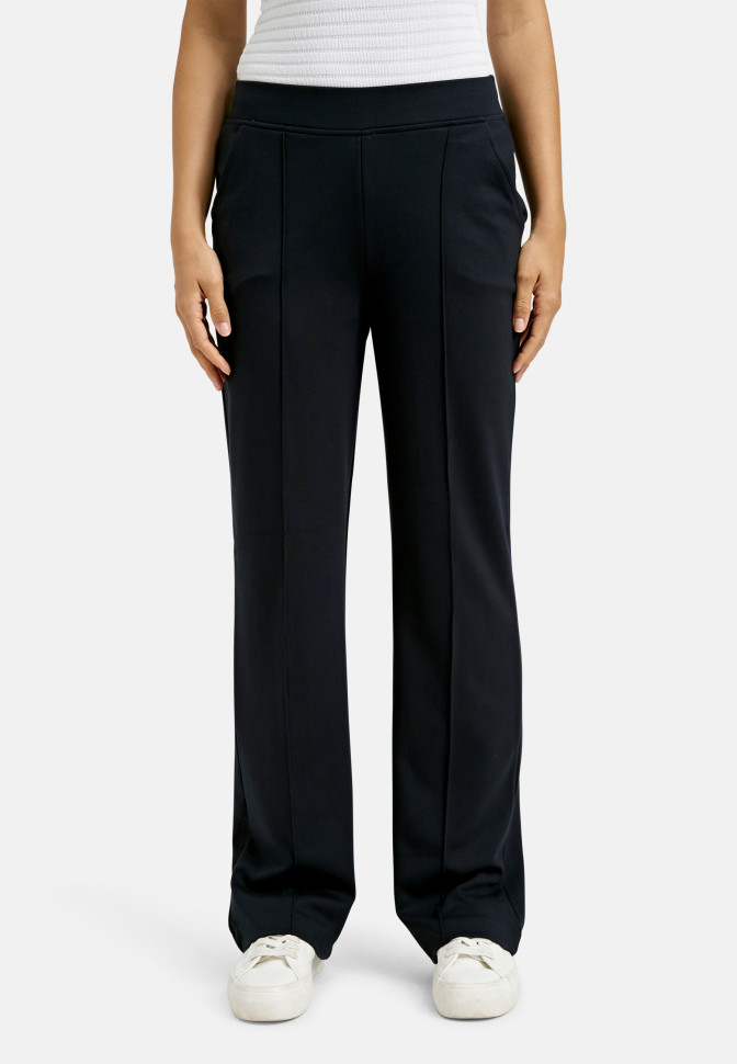 Брюки трикотажные