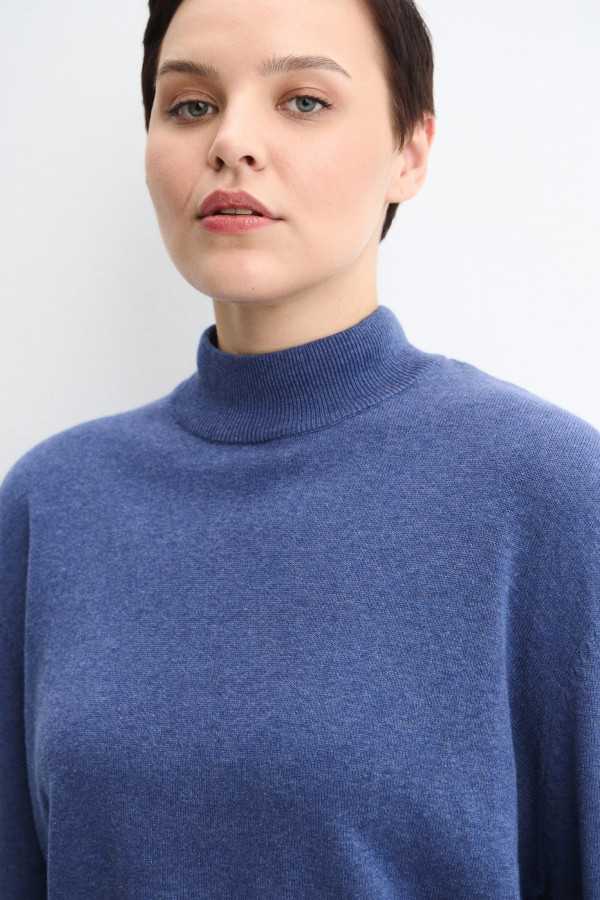 Джемпер с воротником