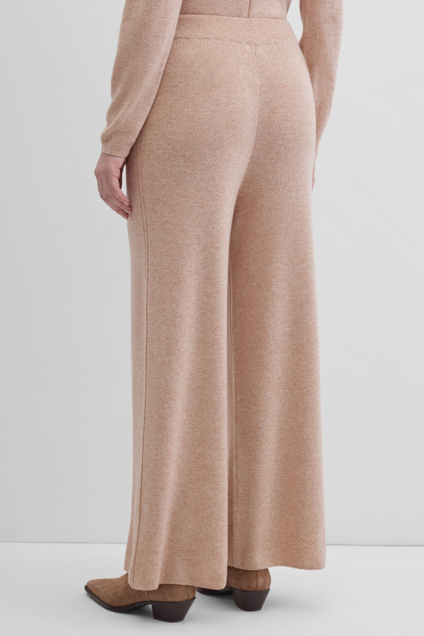 Брюки трикотажные