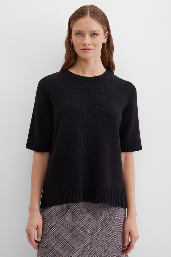 Джемпер вязаный