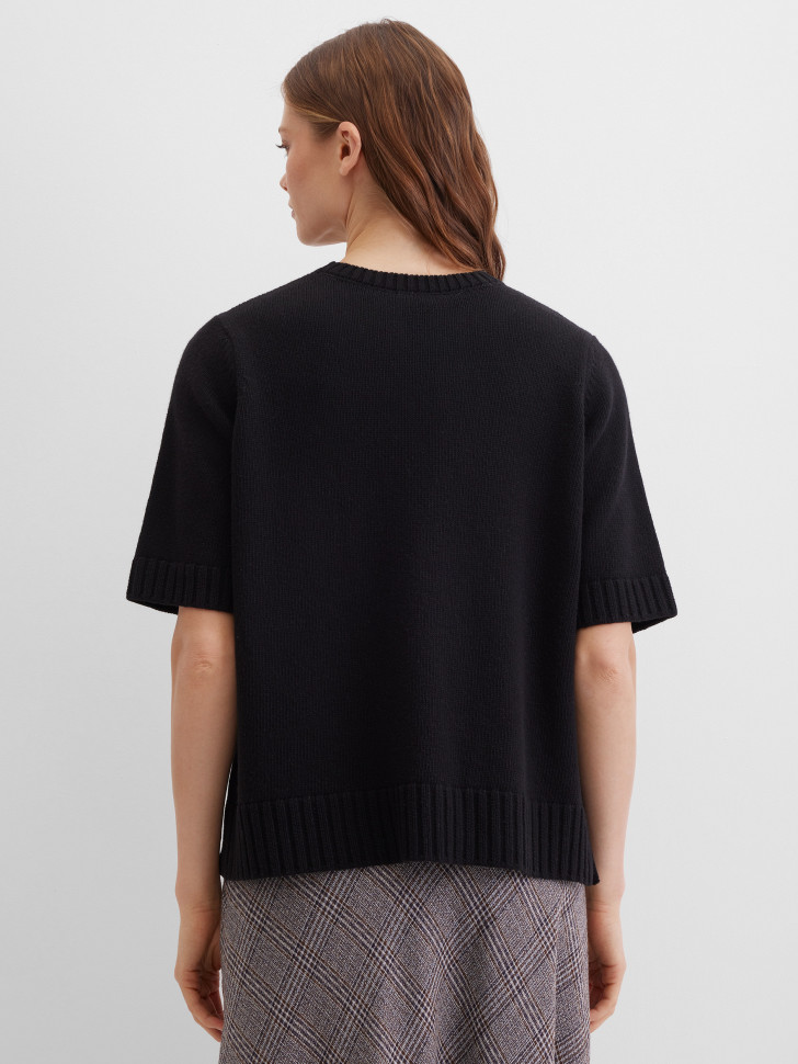 Джемпер вязаный