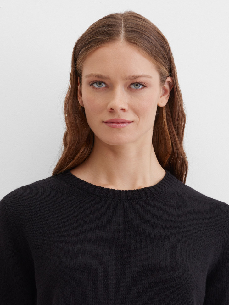 Джемпер вязаный