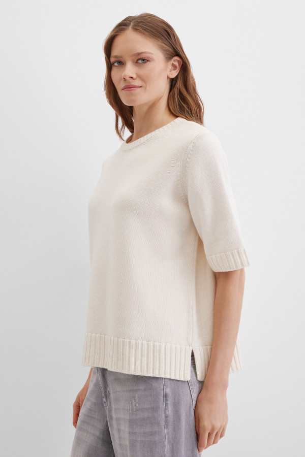 Джемпер вязаный