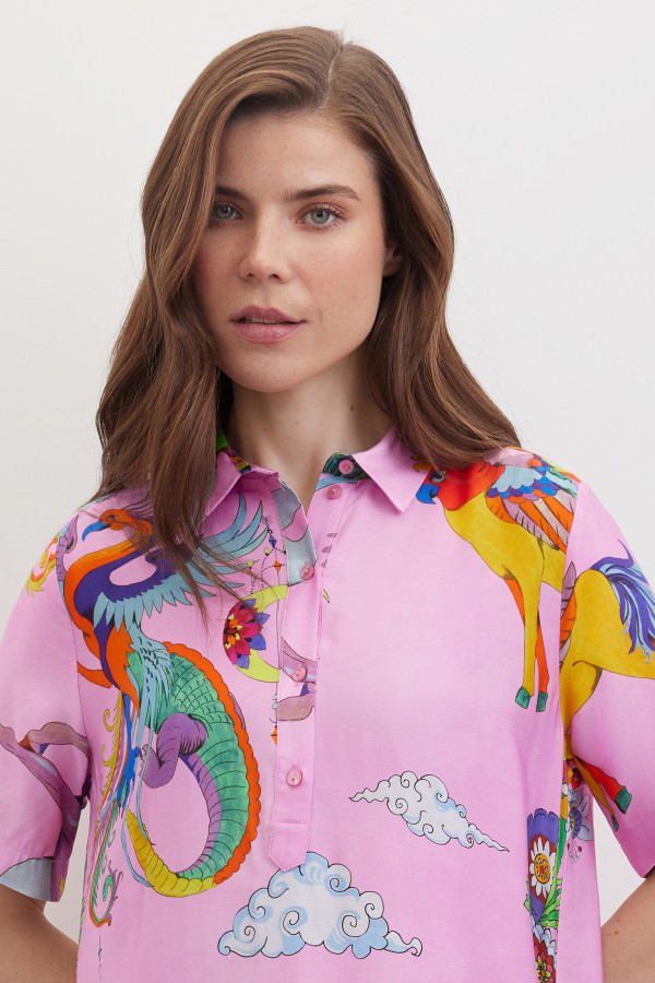 Платье-рубашка с принтом