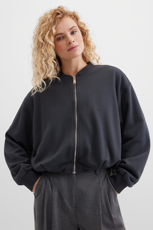 Толстовка укороченная