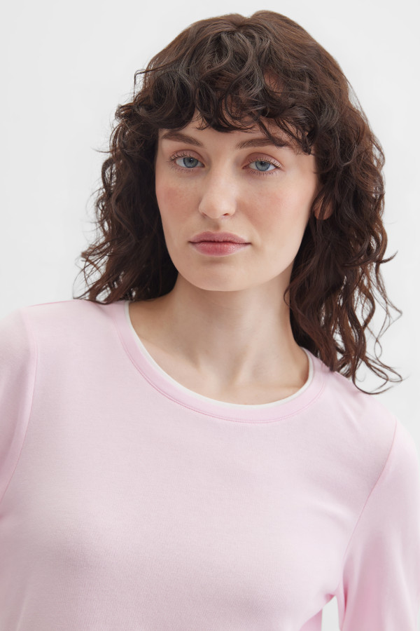 Лонгслив с контрастной отделкой