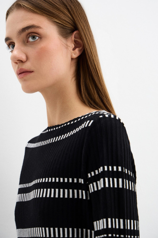 Платье трикотажное