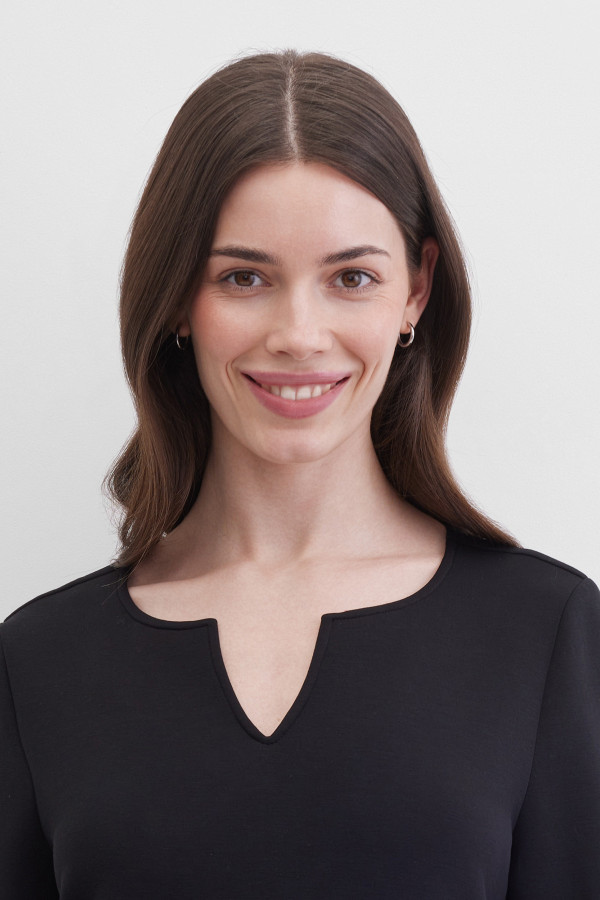 Платье прямого кроя