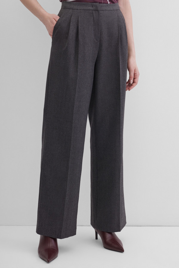 Брюки широкие прямые с карманами