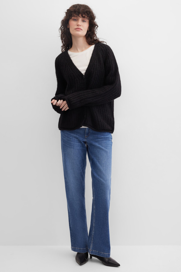 Кардиган вязаный