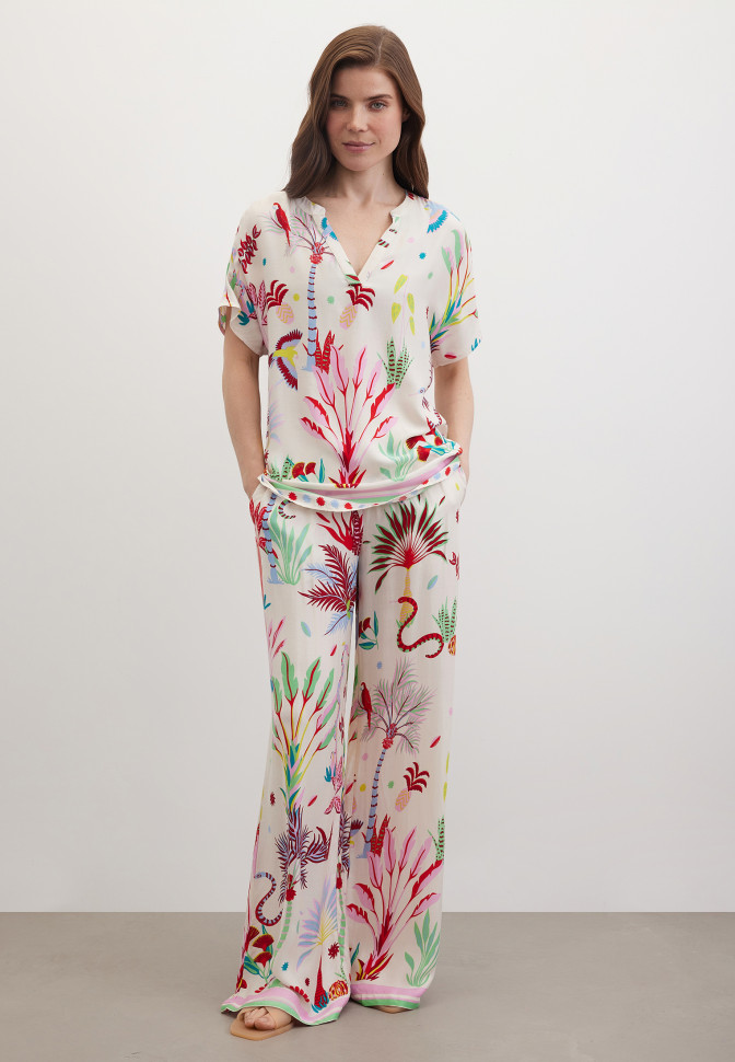 Блузка из вискозы с принтом