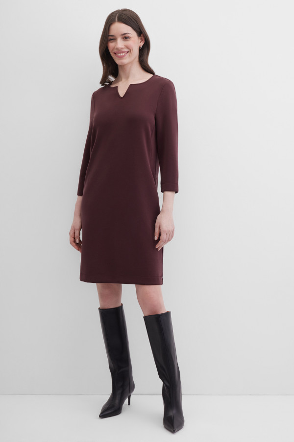 Платье прямого кроя