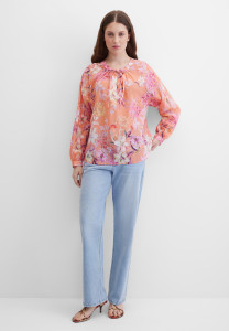 Блузка с цветочным принтом