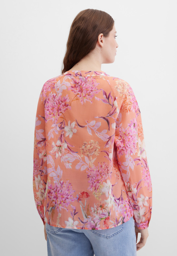 Блузка с длинным рукавом