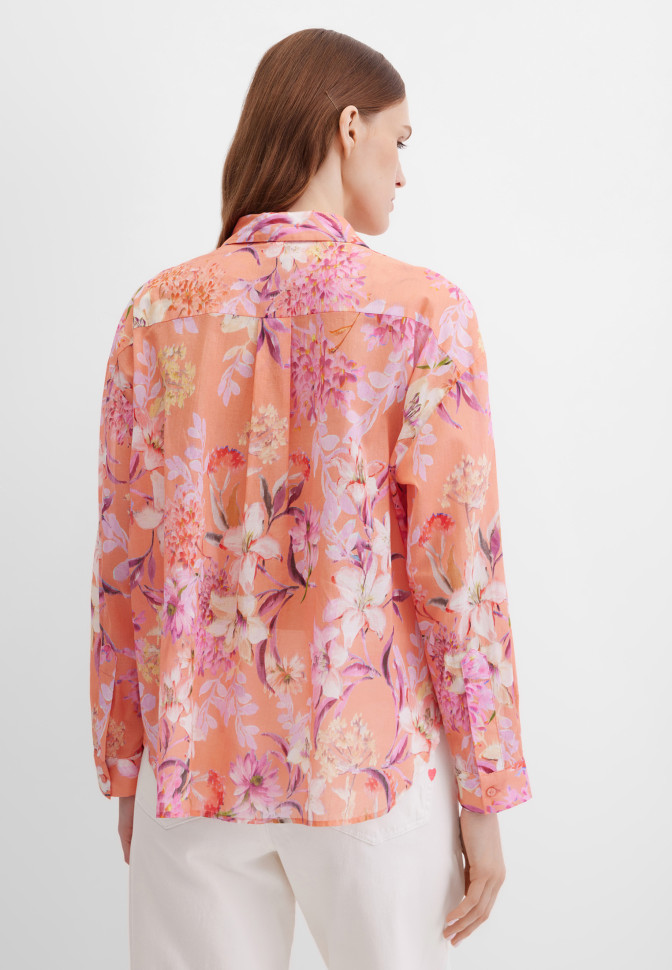 Блузка с цветочным принтом