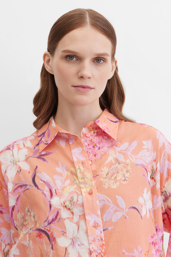 Блузка с цветочным принтом