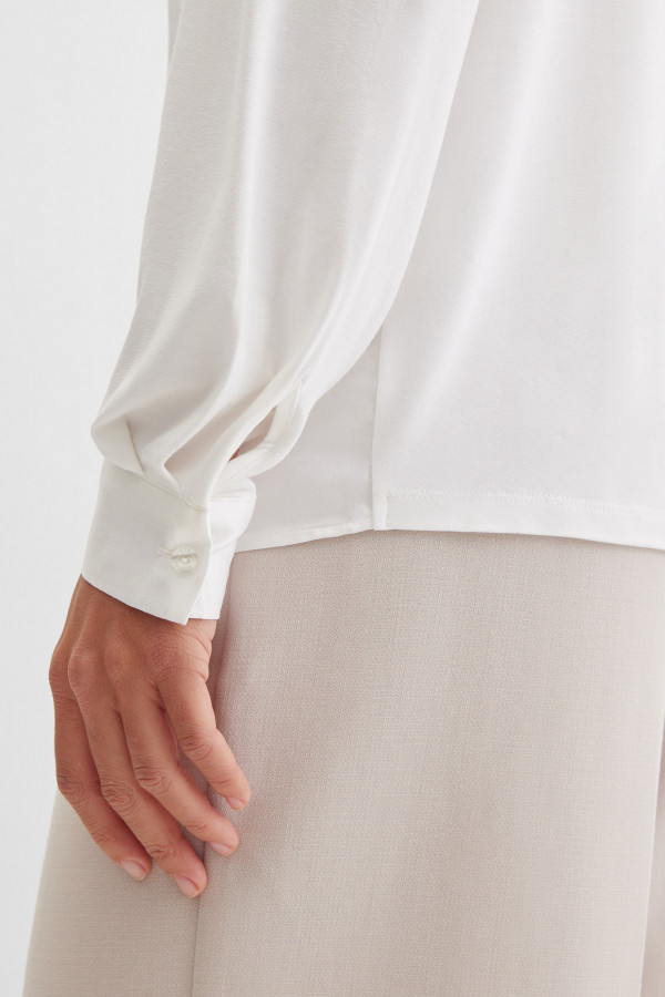 Блузка с длинным рукавом