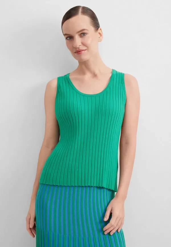 Топ трикотажный