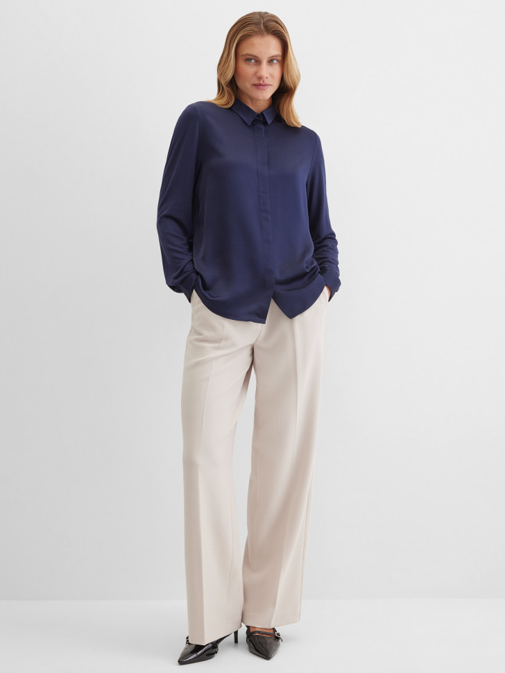 Блузка с длинным рукавом