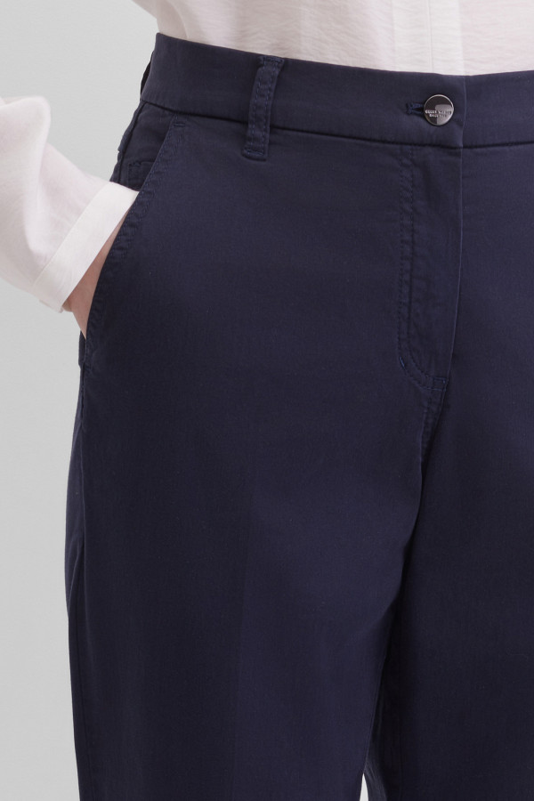 Брюки прямого кроя с карманами