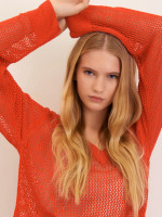 Пуловер с добавлением льна