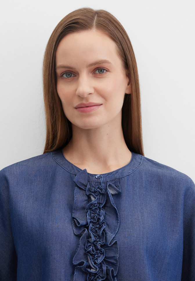 Блузка с рюшами