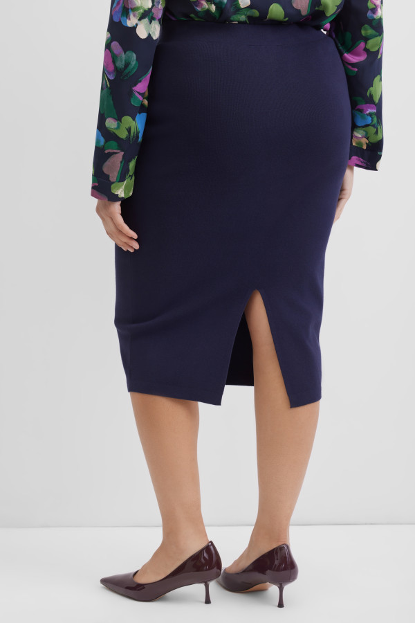 Юбка трикотажная с разрезом