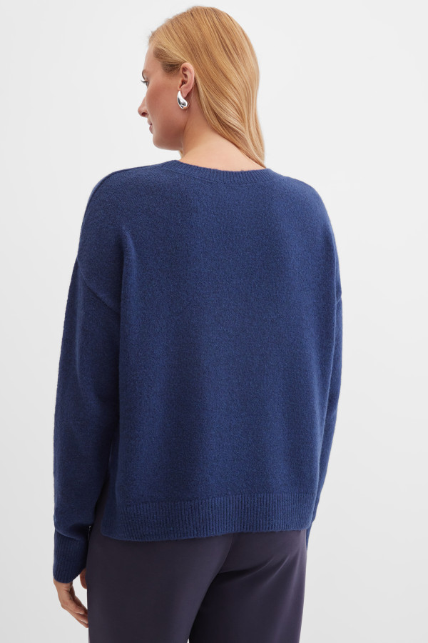 Джемпер укороченного кроя