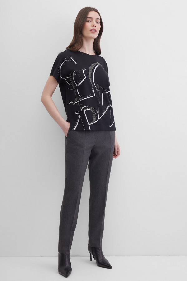 Брюки прямого кроя со стрелками